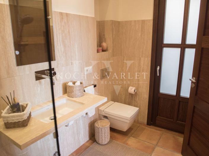 Image No.38-5 Bed Villa for sale