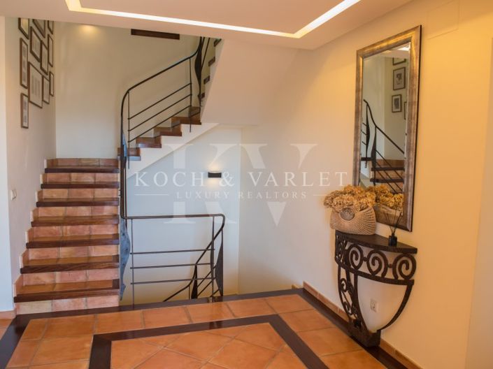 Image No.49-5 Bed Villa for sale