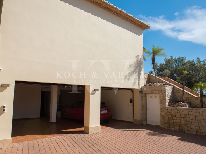 Image No.55-5 Bed Villa for sale