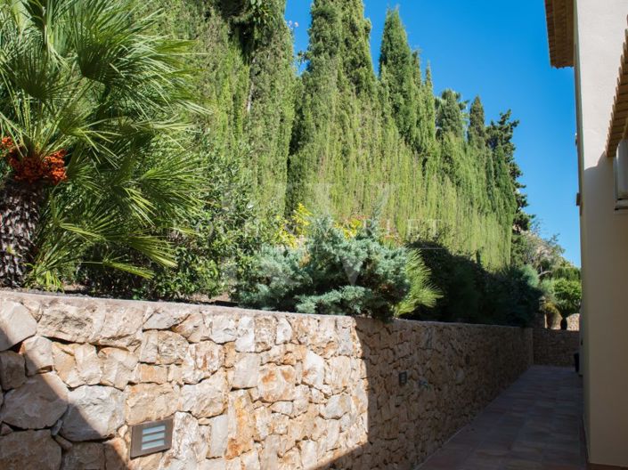 Image No.57-5 Bed Villa for sale