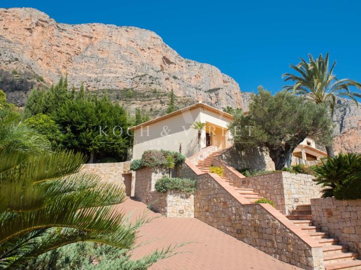 Image No.6-5 Bed Villa for sale