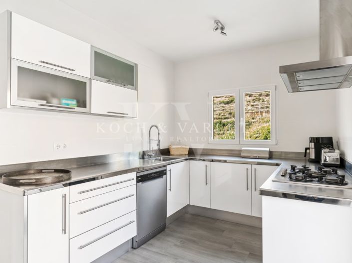 Image No.20-5 Bed Villa for sale