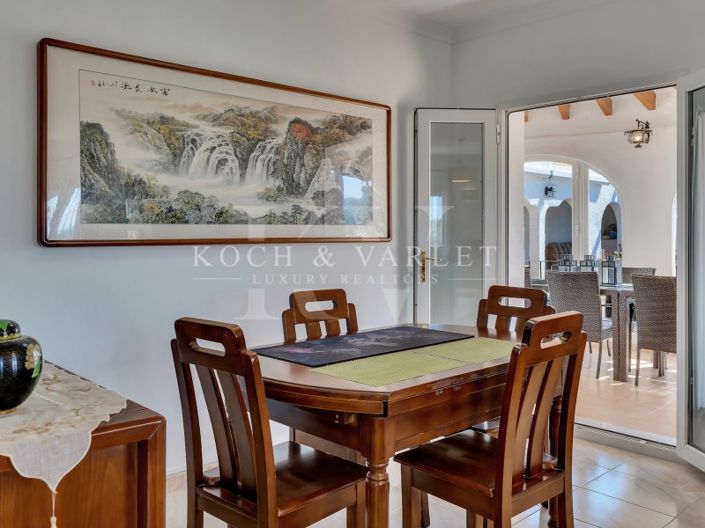 Image No.10-4 Bed Villa for sale