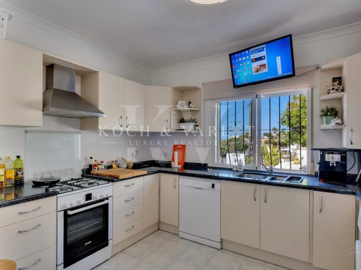 Image No.11-4 Bed Villa for sale