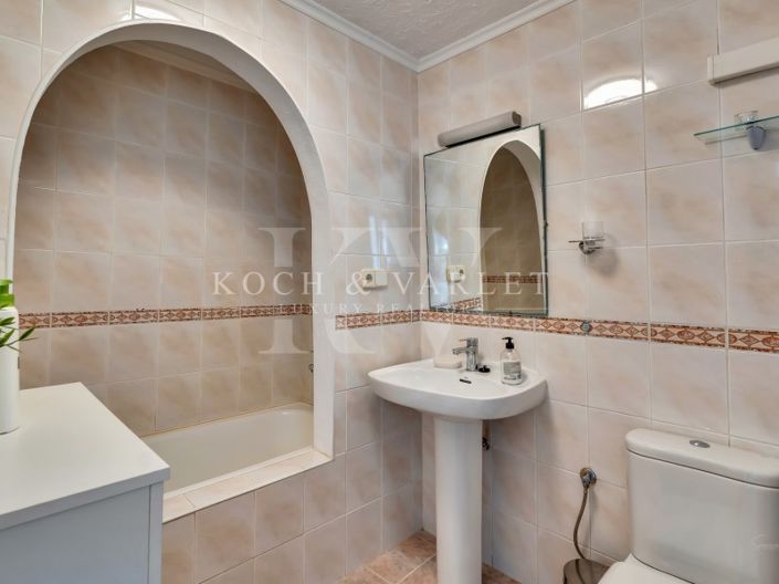 Image No.21-4 Bed Villa for sale