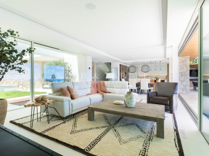 Image No.10-5 Bed Villa for sale