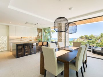 id8229b701-0000-0500-0000-000017bb3205