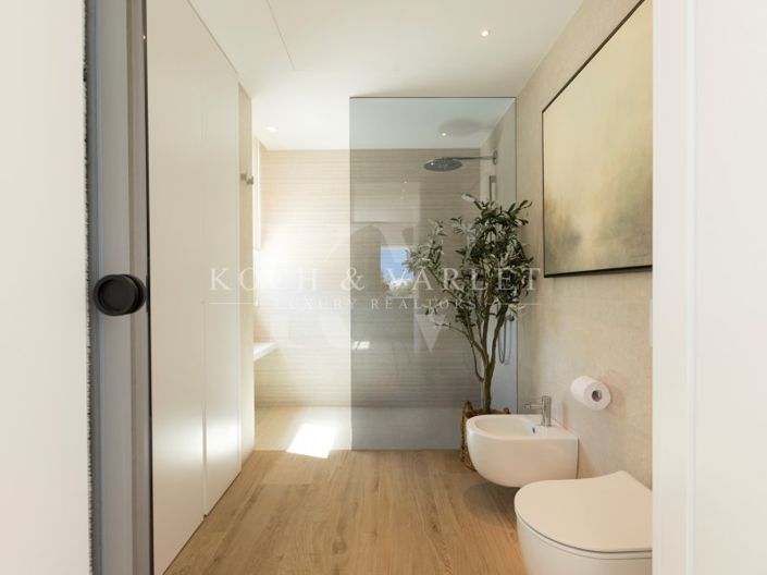 Image No.28-5 Bed Villa for sale