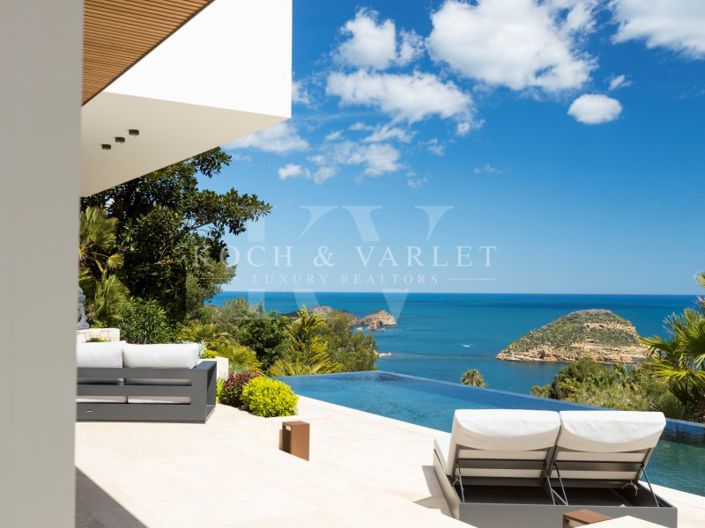 Image No.3-5 Bed Villa for sale