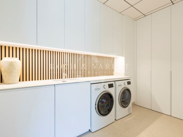 Image No.40-5 Bed Villa for sale