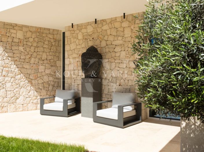 Image No.8-5 Bed Villa for sale