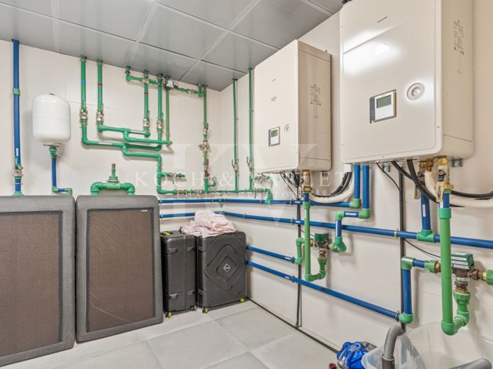 Image No.156-6 Bed Villa for sale