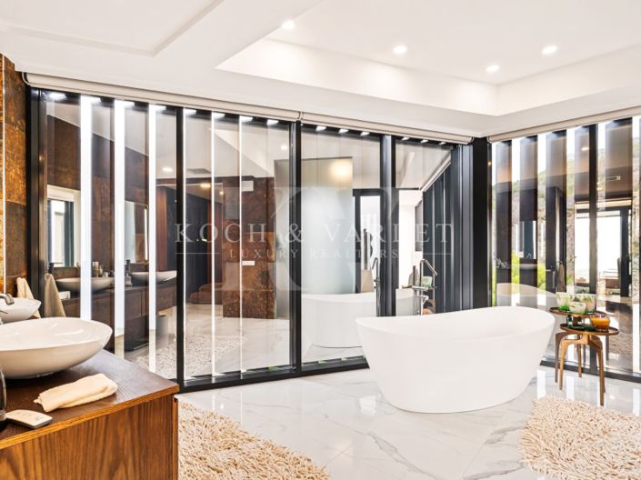 Image No.30-6 Bed Villa for sale