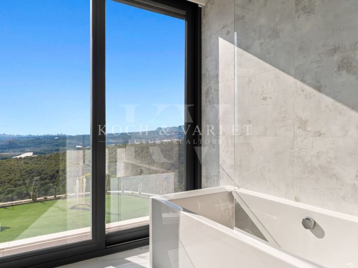 Image No.42-6 Bed Villa for sale