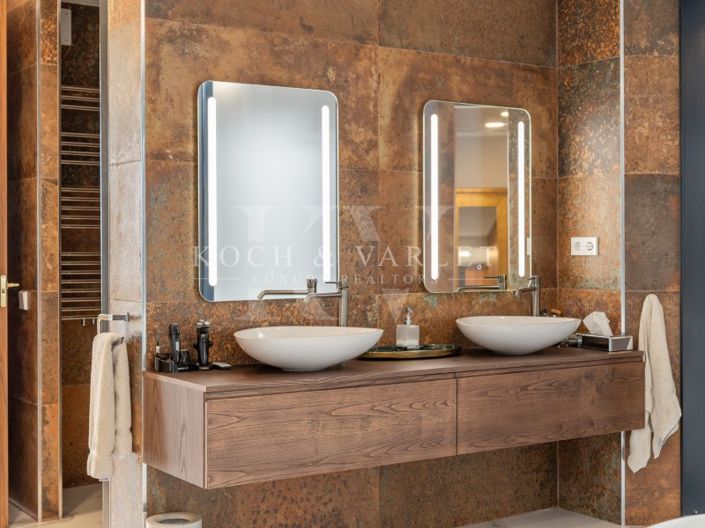 Image No.42-6 Bed Villa for sale