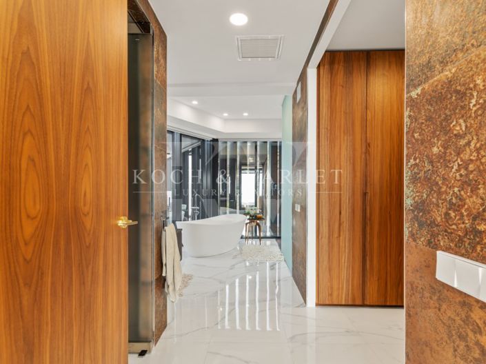 Image No.101-6 Bed Villa for sale