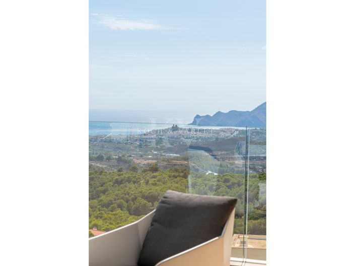 Image No.115-6 Bed Villa for sale