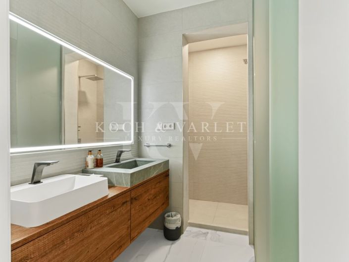 Image No.119-6 Bed Villa for sale