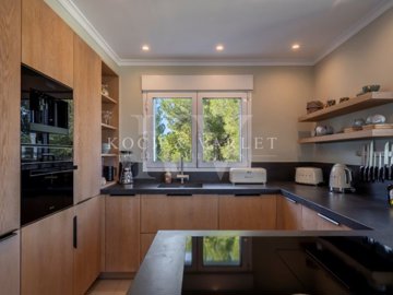 ida7e8b501-0000-0500-0000-000017a2a6ad