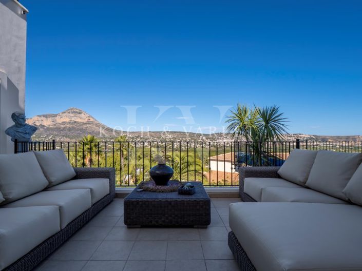 Image No.29-4 Bed Villa for sale