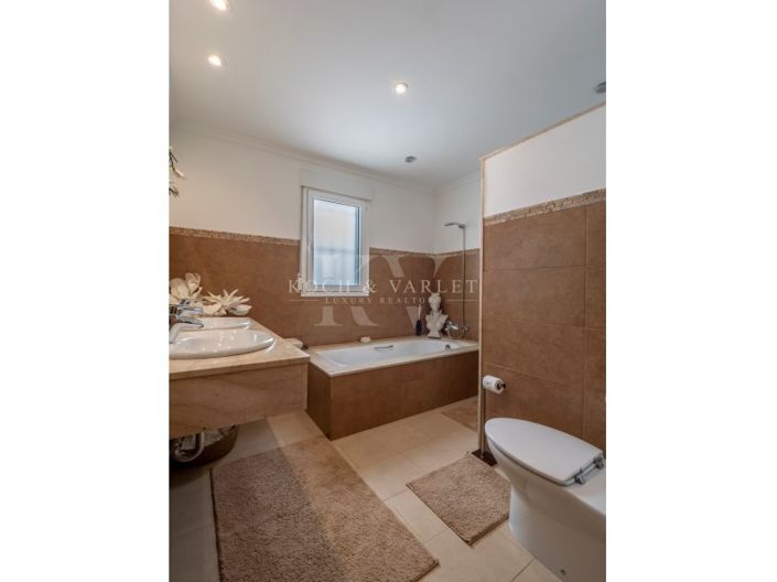 Image No.43-4 Bed Villa for sale