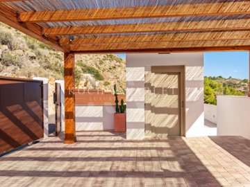 ida497b401-0000-0500-0000-000017ca1dd5