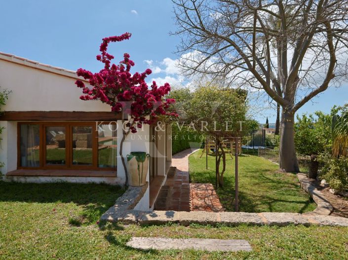 Image No.30-4 Bed Farmhouse for sale