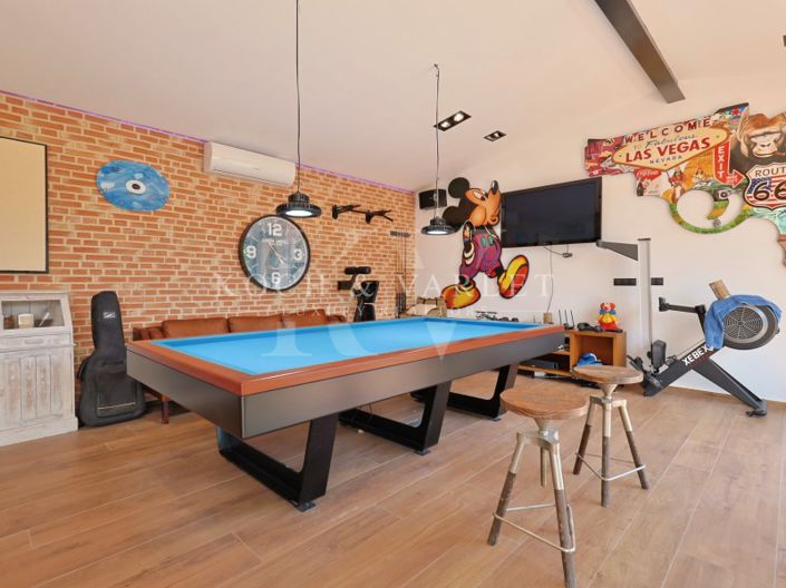 Image No.34-4 Bed Farmhouse for sale