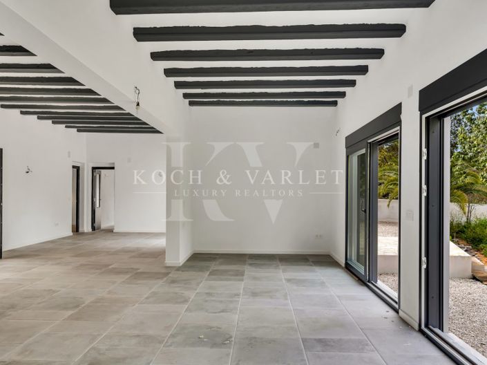 Image No.14-4 Bed Villa for sale