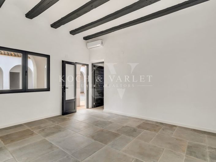 Image No.28-4 Bed Villa for sale