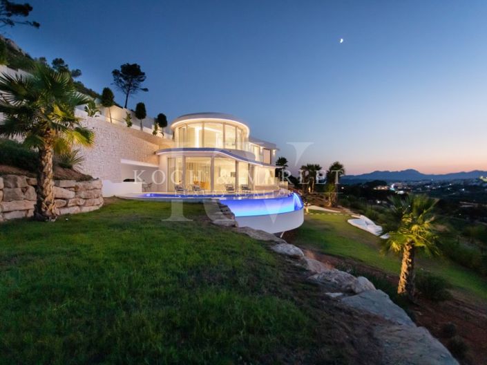 Image No.4-4 Bed Villa for sale