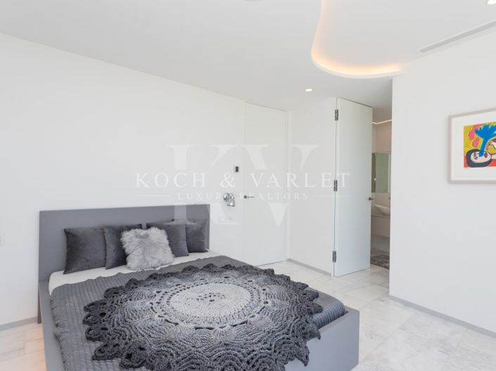 Image No.40-4 Bed Villa for sale