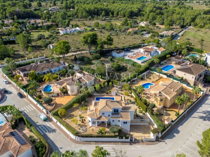 Image No.59-3 Bed Villa for sale