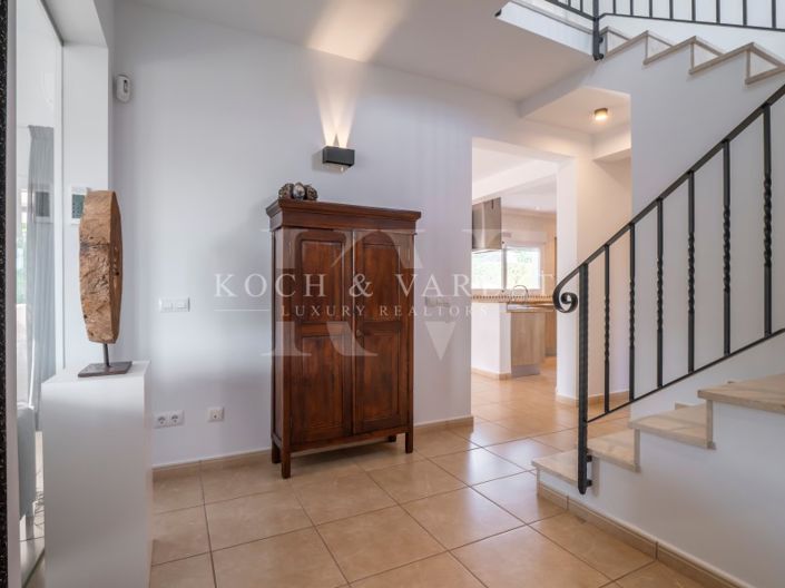 Image No.7-3 Bed Villa for sale