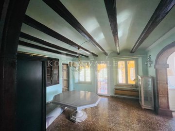 id230cb901-0000-0500-0000-000017e2f94d