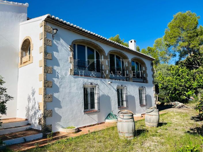 Image No.3-3 Bed Villa for sale