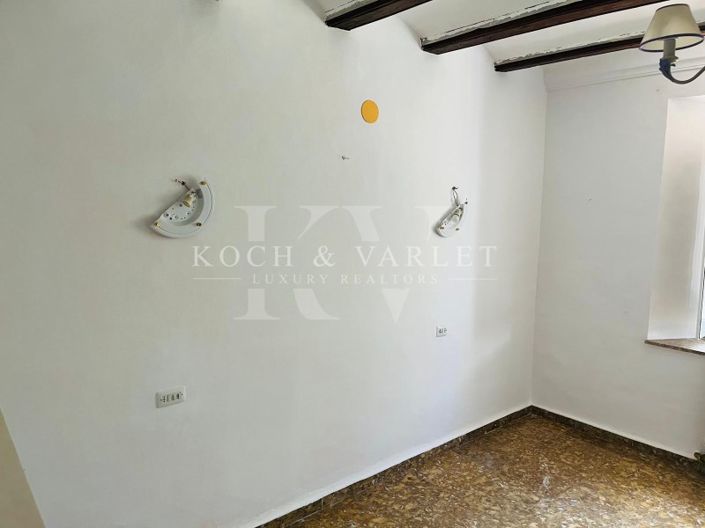 Image No.33-3 Bed Villa for sale