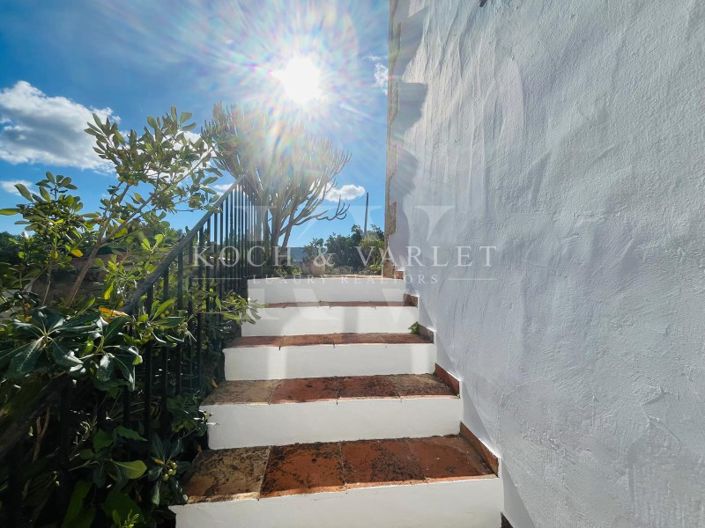 Image No.55-3 Bed Villa for sale