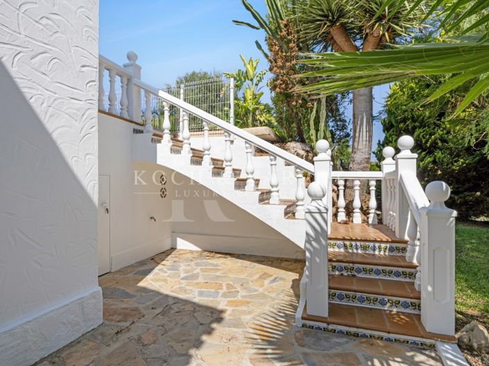 Image No.22-7 Bed Villa for sale