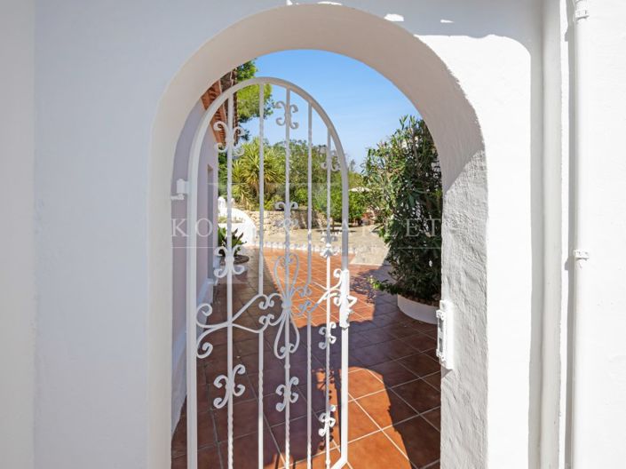 Image No.28-7 Bed Villa for sale