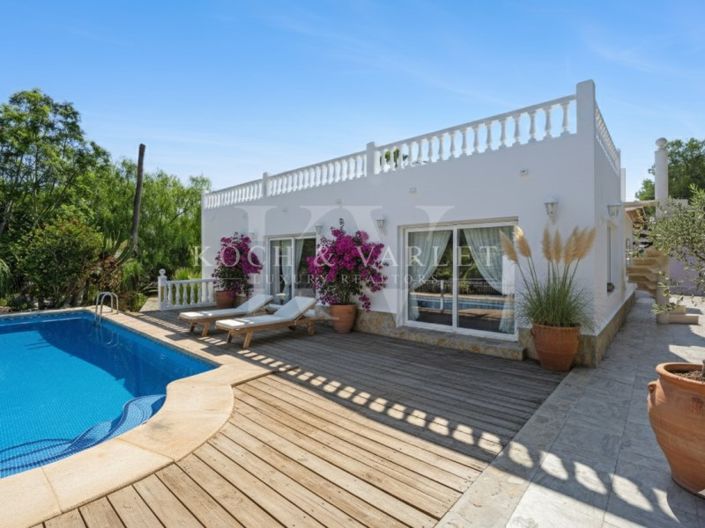 Image No.3-7 Bed Villa for sale