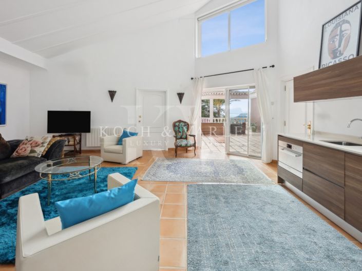 Image No.13-7 Bed Villa for sale