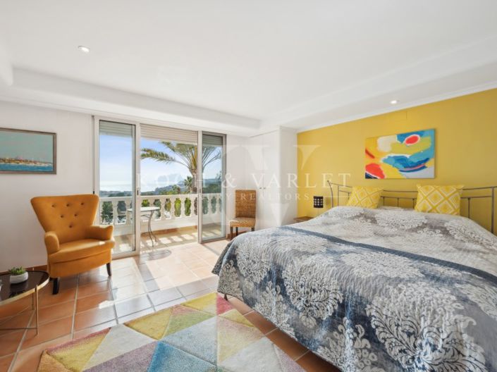 Image No.18-7 Bed Villa for sale