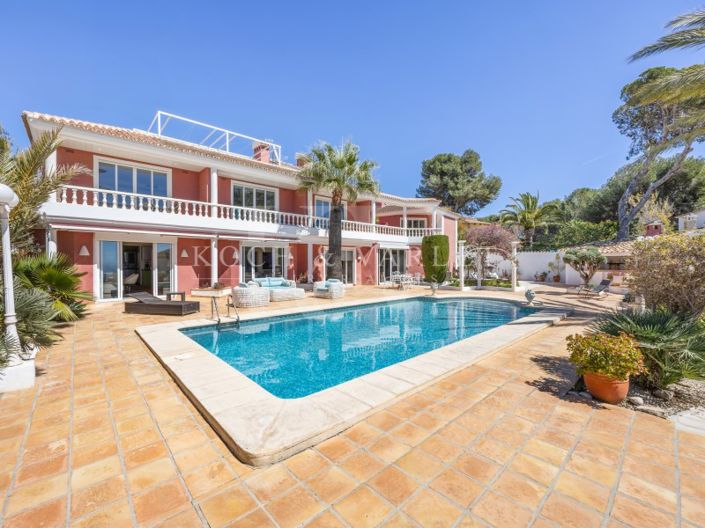 Image No.3-7 Bed Villa for sale