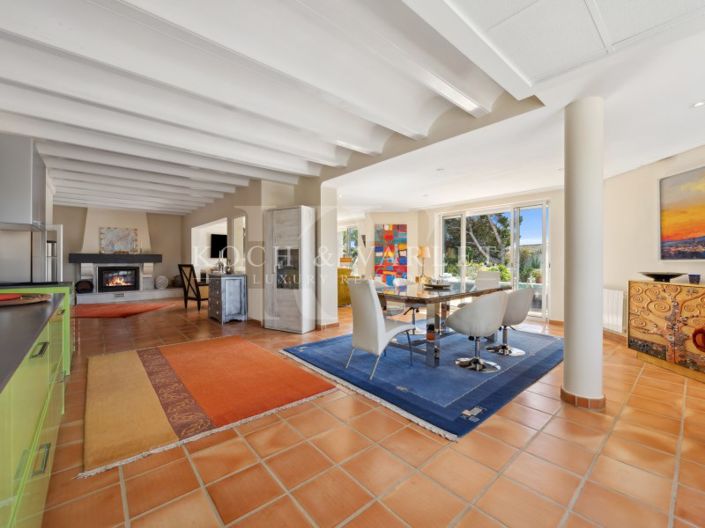 Image No.9-7 Bed Villa for sale