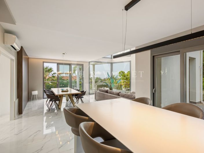 Image No.15-4 Bed Villa for sale