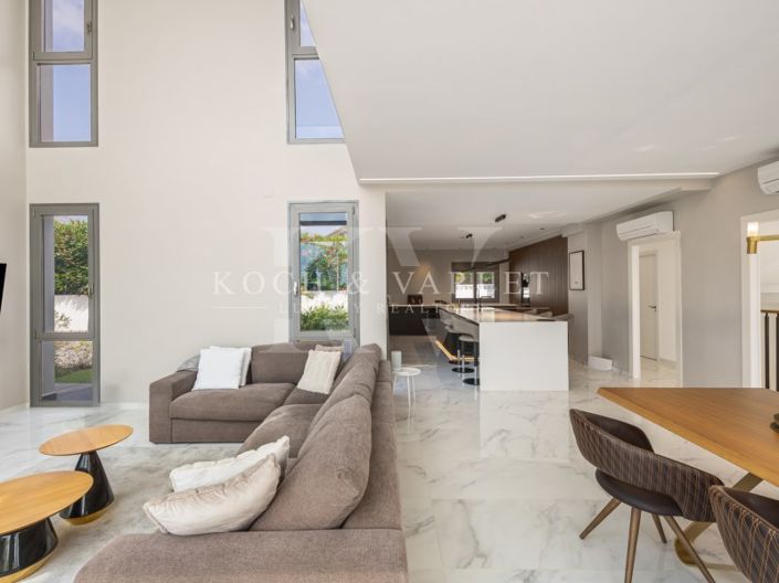 Image No.19-4 Bed Villa for sale