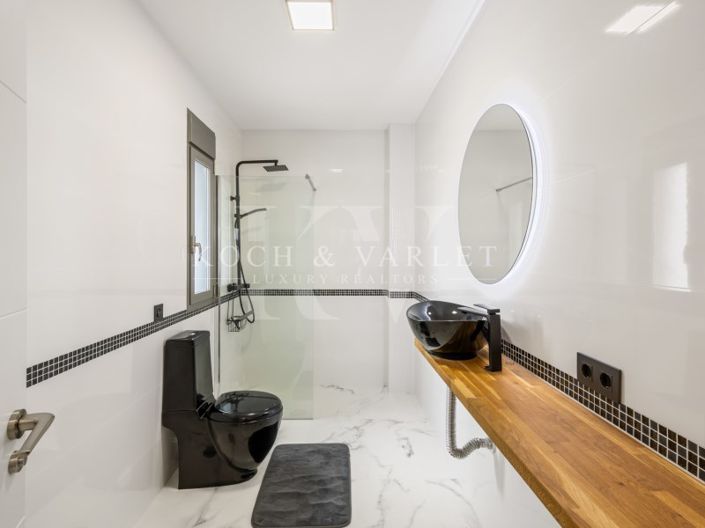 Image No.30-4 Bed Villa for sale