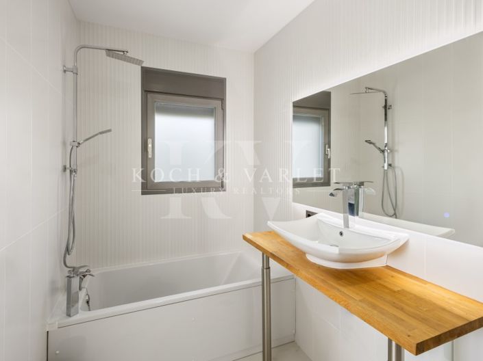 Image No.37-4 Bed Villa for sale