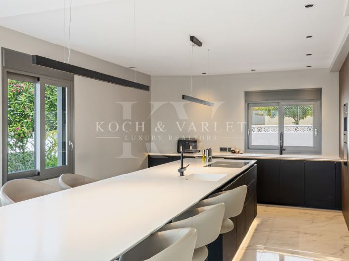 Image No.8-4 Bed Villa for sale